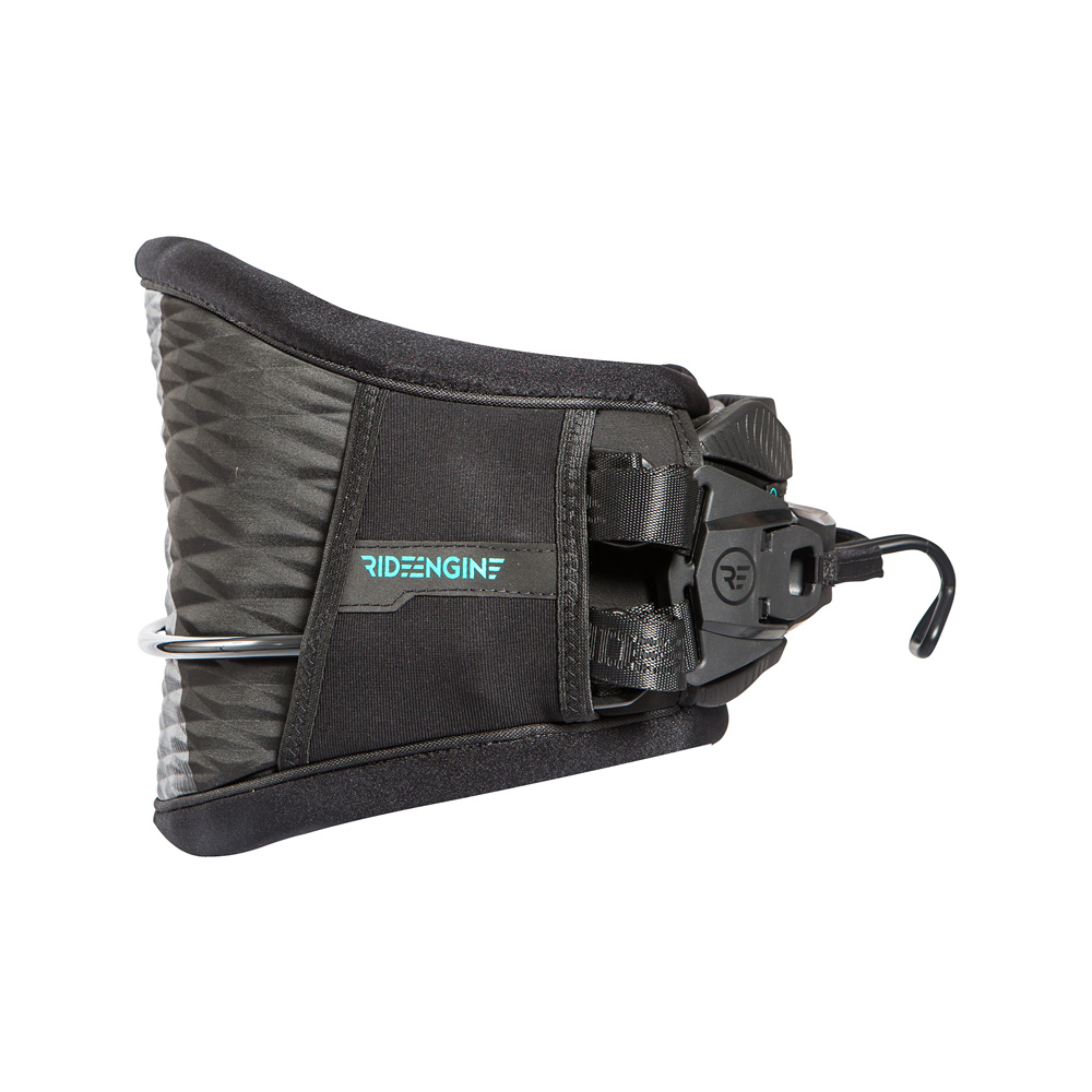 3231512_MOMENTUMV3HARNESS_BLACKMAGIC_23X_02